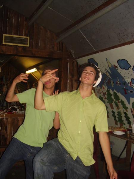 TOUS SUR LE DANCEFLOOOOOR !!!!